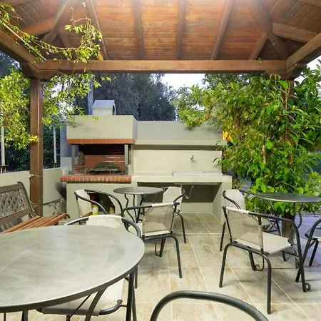 Athanasia Neos Marmaras