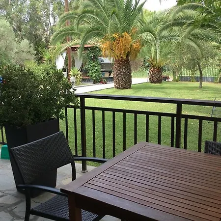 Athanasia * Neos Marmaras