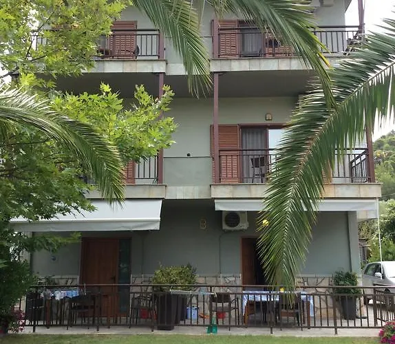 Athanasia Néos Marmarás