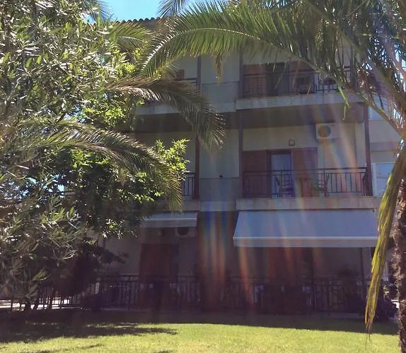 Athanasia Apartamento Néos Marmarás