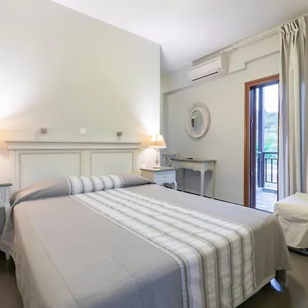 Athanasia Неос-Мармарас