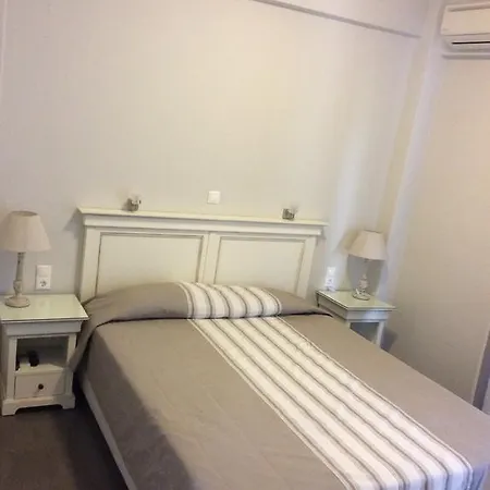 Athanasia Неос-Мармарас