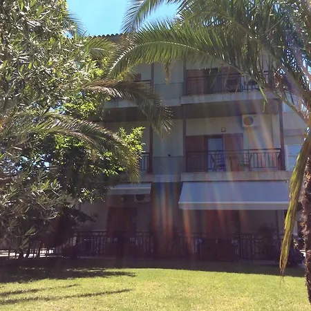 Athanasia Апартаменты Неос-Мармарас